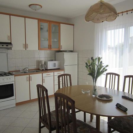 Ivic Apartments Vodice Croatia Buitenkant foto
