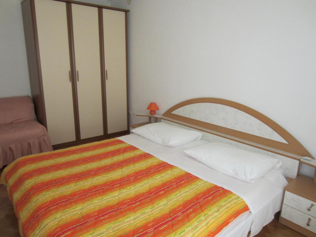 Ivic Apartments Vodice Croatia Buitenkant foto